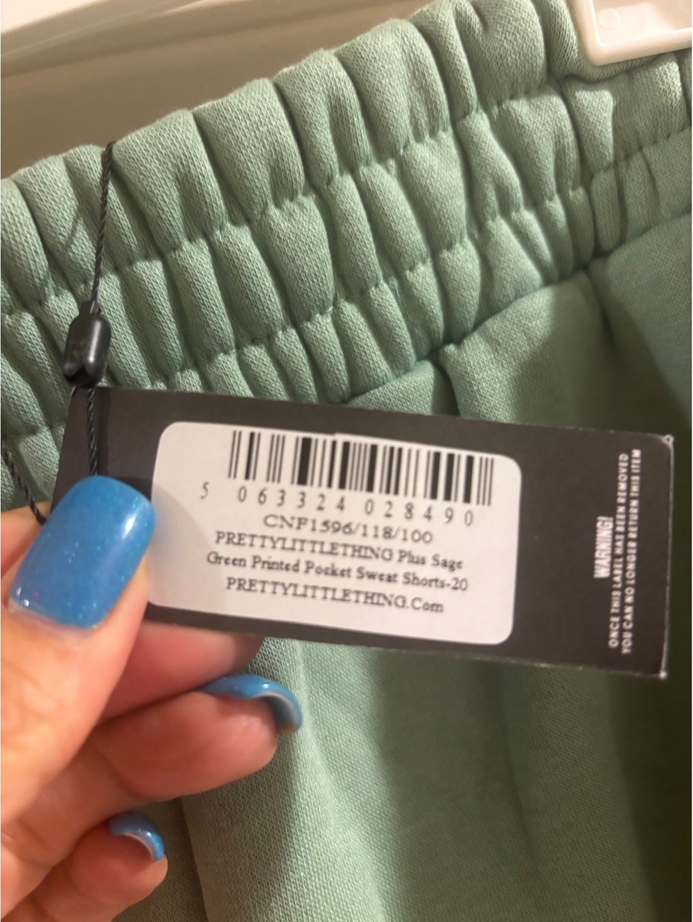 NWT PrettyLittleThing Plus Sage Green Pocket Sweat Shorts Women’s US 16 - Picture 4 of 7